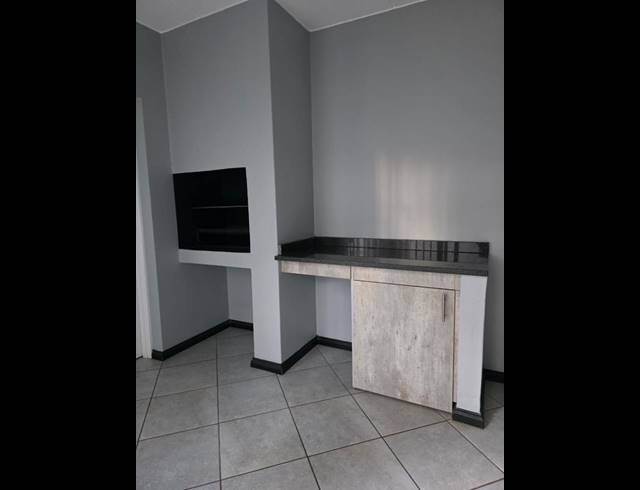 2 BEDROOM APARTMENT FOR SALE IN NORTON'S HOME ESTATE